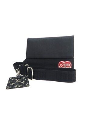 Louis Vuitton Drip Trio Pouch